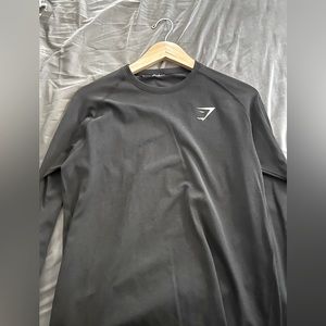 Black gym shark long sleeve